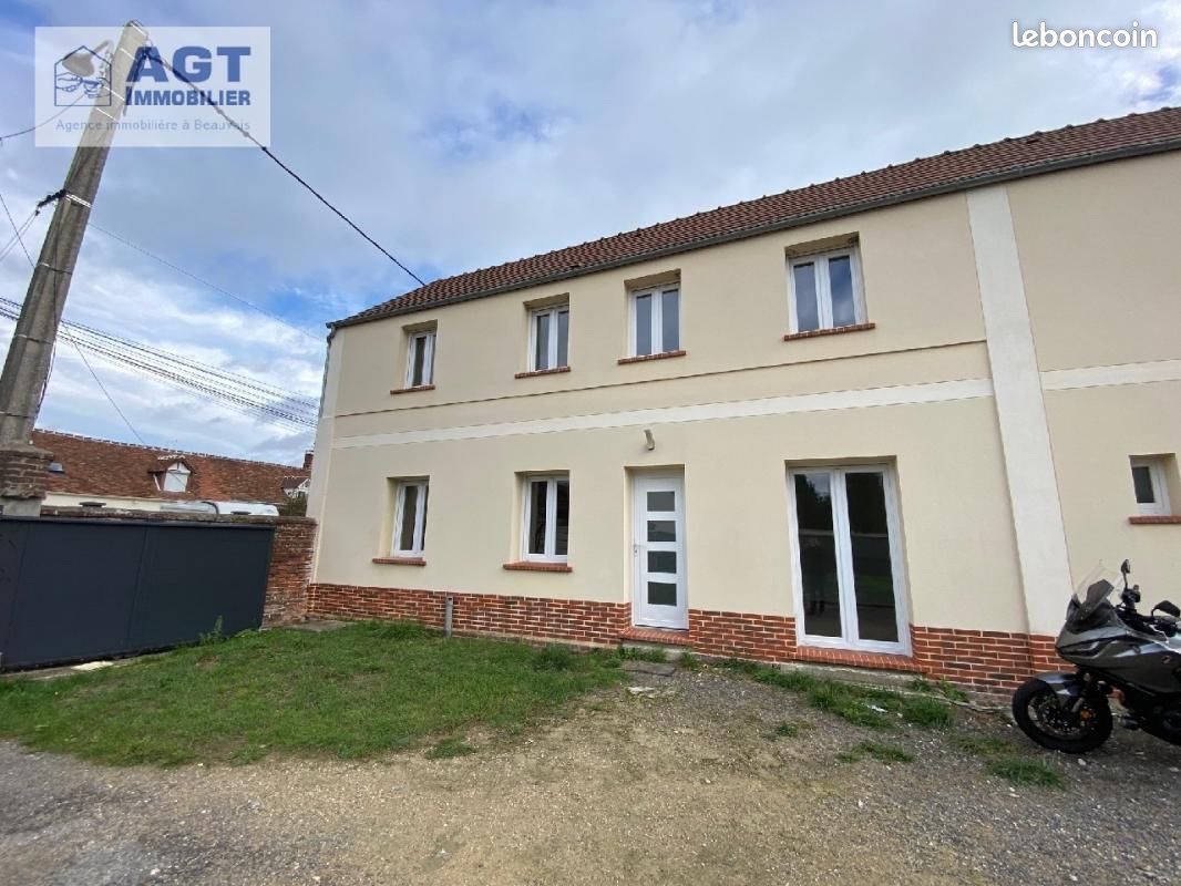 Maison 4 pièces 69 m² · à Rochy-Condé · 69 m² · 800 €/mois
