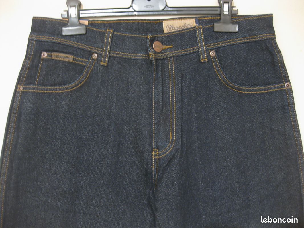 JEANS BLEU DENIM BRUT NEUF W 33 L 32 (US) marque WRANGLER (image 3)