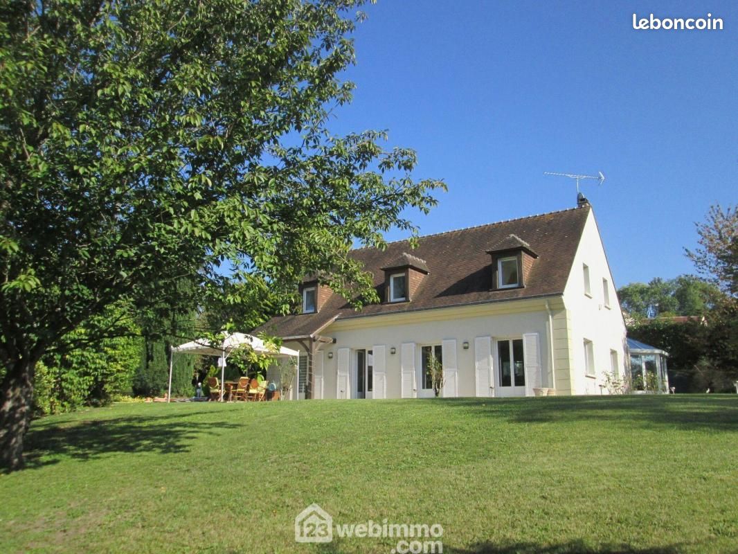 Maison 8 pièces 207 m² · à Barbizon · 207 m² · 599 000 €