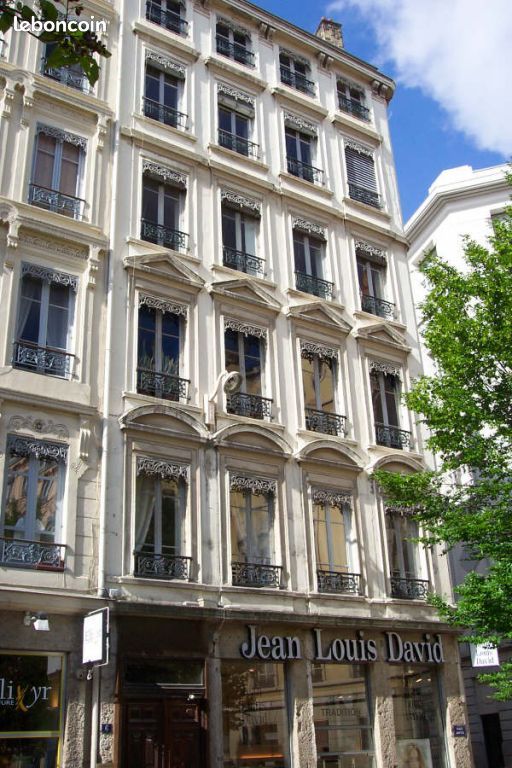 Appartement 2 pièces 63 m² · à Lyon · 63 m² · 942 €