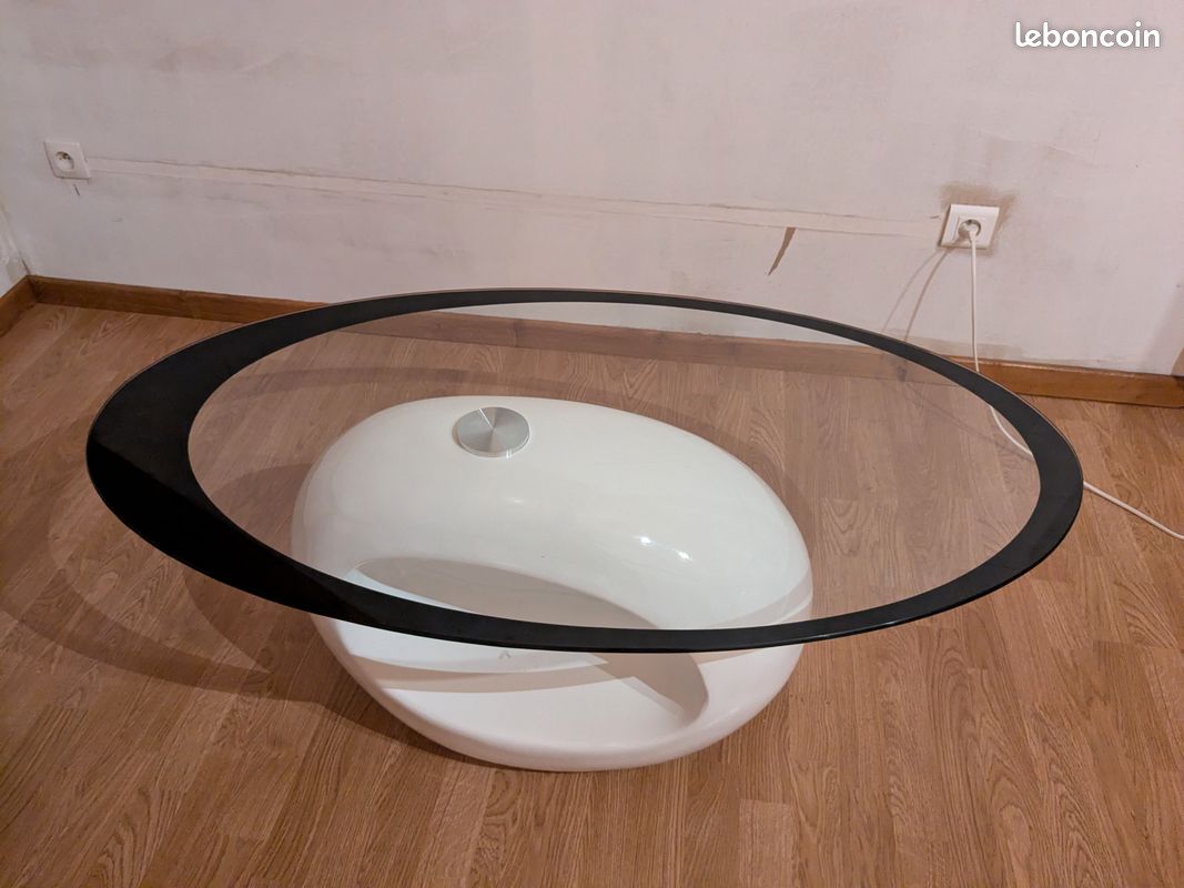 Table basse design (image 1)