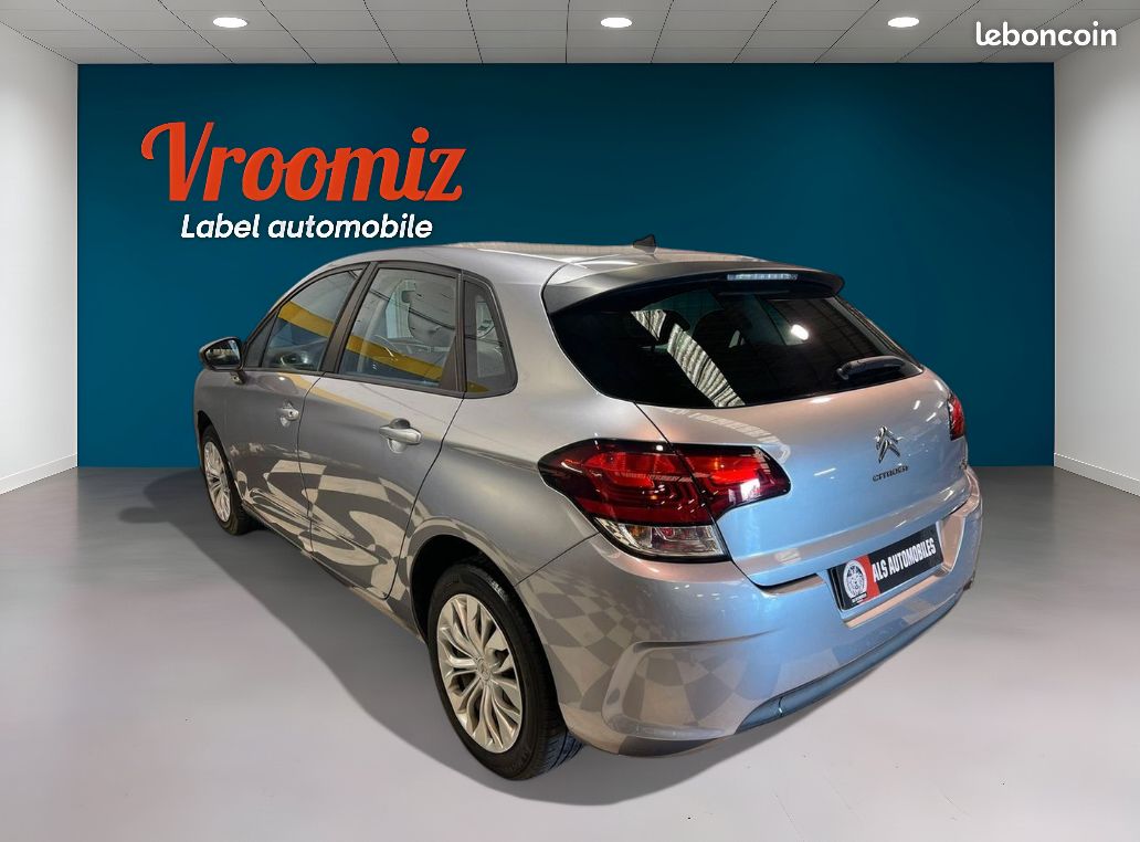 Citroën C4 finition Live / 110CH / Première main (image 4)