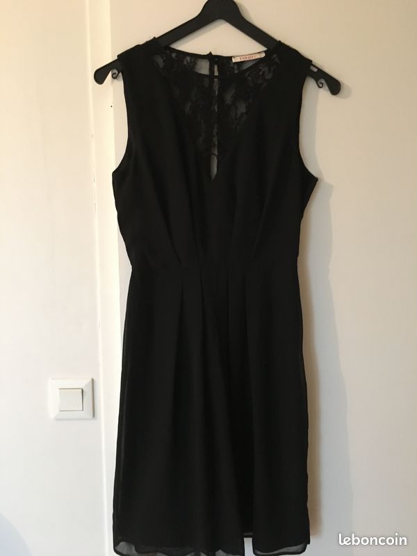 Robe noire camaieu T36 (image 1)
