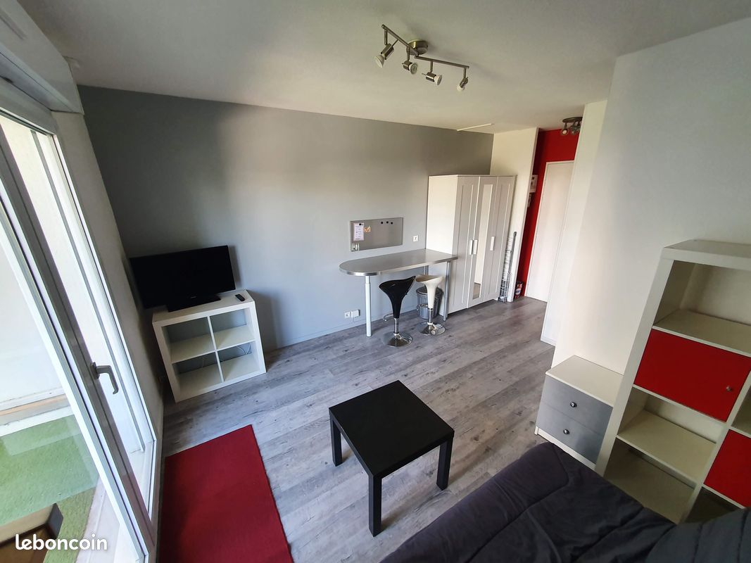 Appartement 1 pièce 18 m² · à Nantes · 18 m² · 570 €
