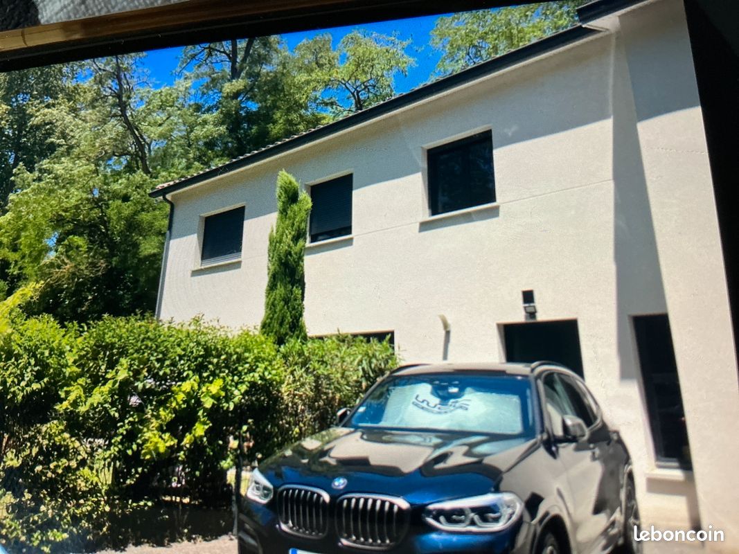 Maison 5 pièces 150 m² · à Castanet-Tolosan · 150 m² · 1 900 €/mois