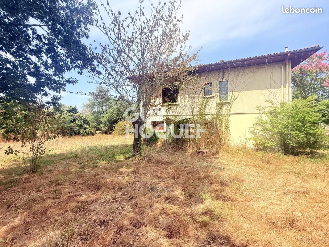 Maison 4 pièces 141 m² · à Gastes · 141 m² · 179 000 €