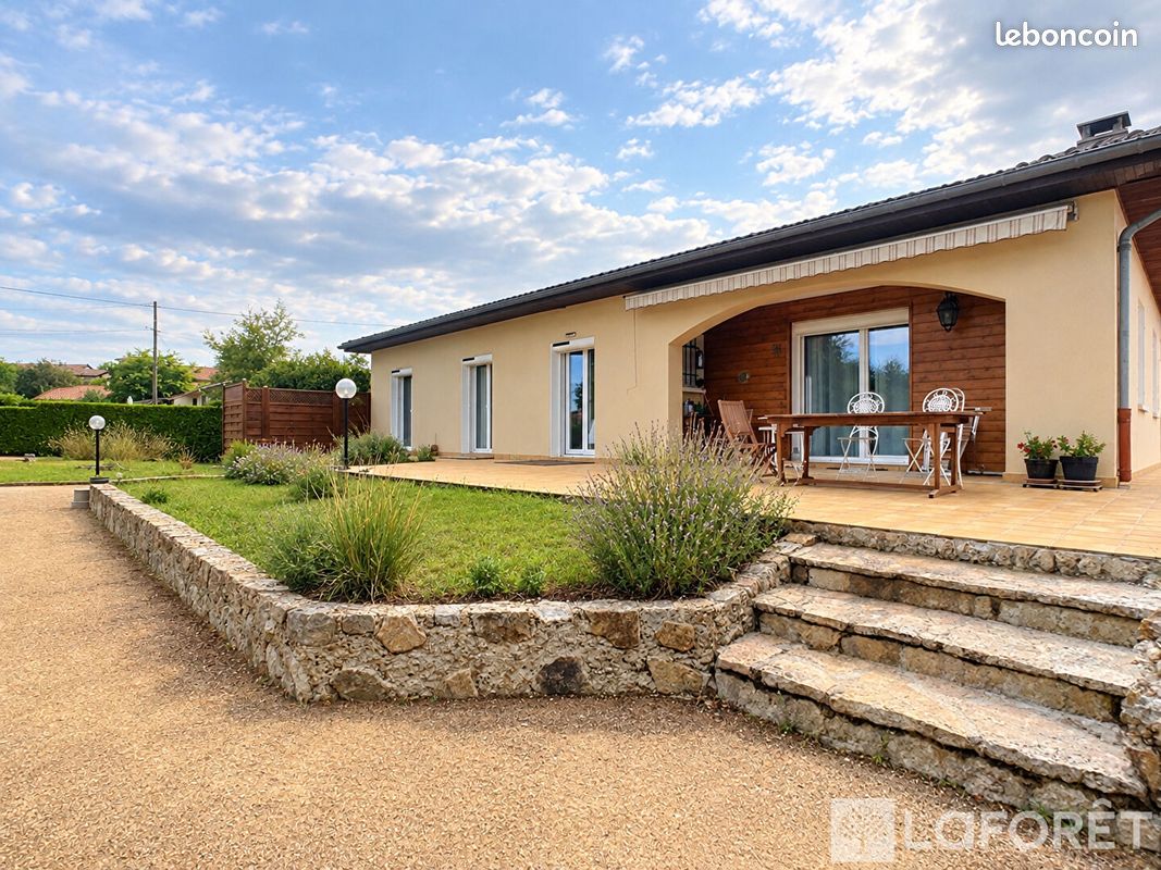 Maison 5 pièces 115 m² · à Francheleins · 115 m² · 339 000 €
