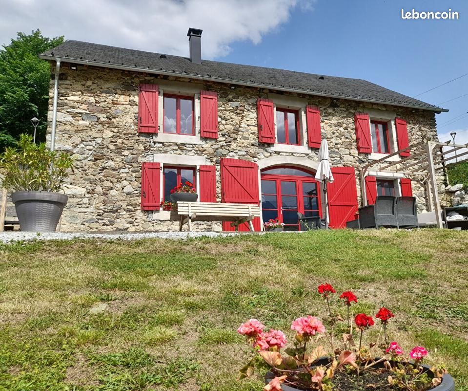 Maison 6 pièces 151 m² · à Laruns · 151 m² · 425 000 €