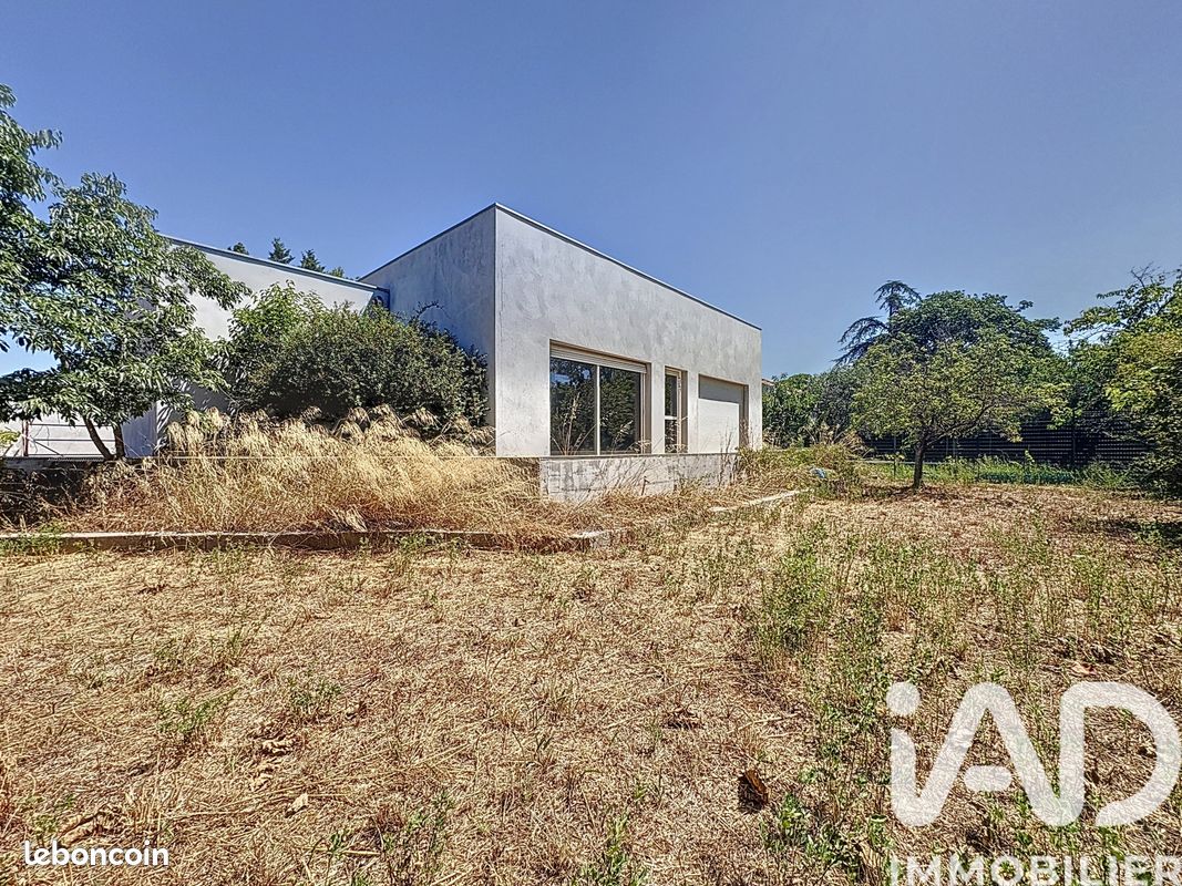 Maison 5 pièces 172 m² · à Montady · 172 m² · 229 000 €