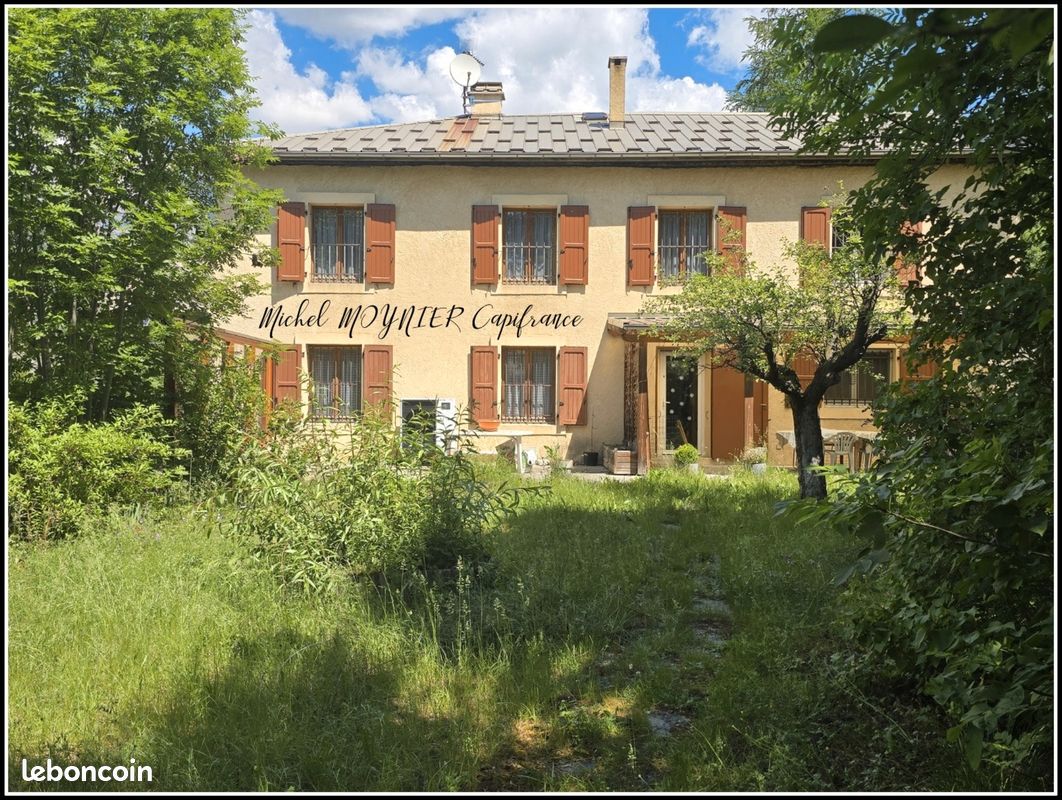 Maison 7 pièces 194 m² · à L'Argentière-la-Bessée · 194 m² · 532 000 €