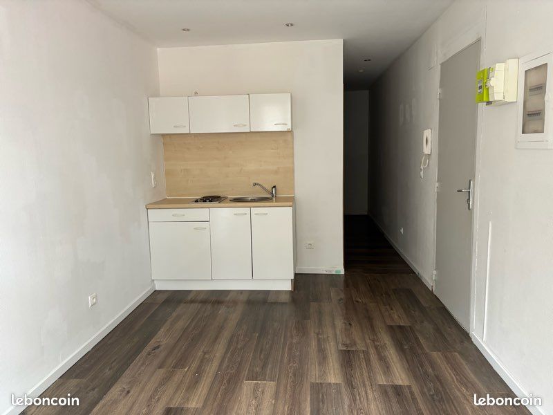 Appartement 1 pièce 30 m² · à Freyming-Merlebach · 30 m² · 300 €