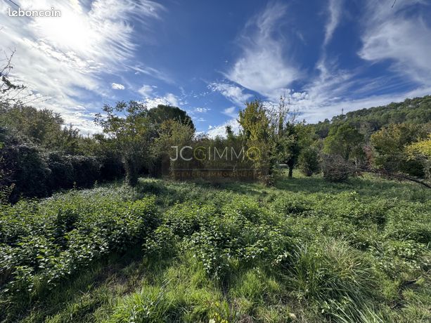 Terrain 626 m² Carnoules