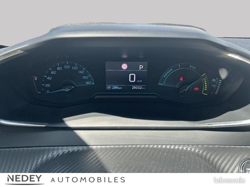 Peugeot 208 e-208 136ch Like (image 10)