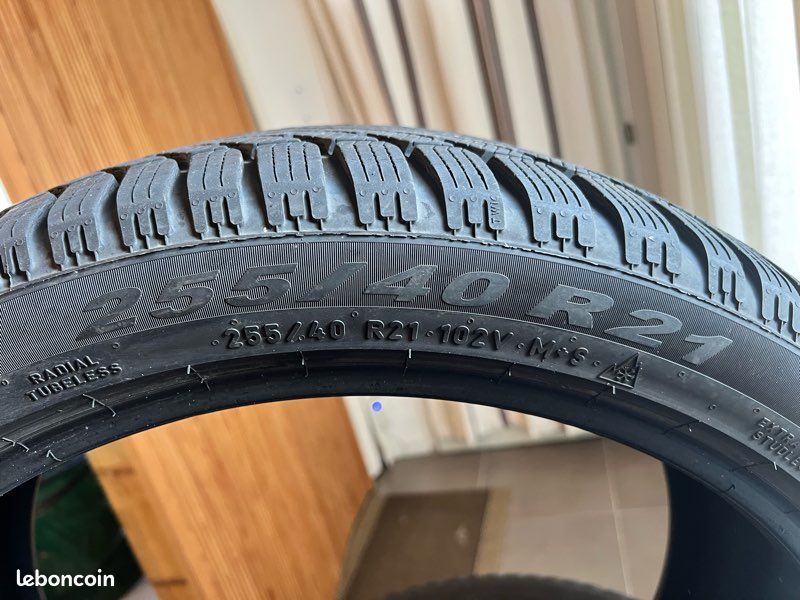 Pneus neige Pirelli Scorpion Winter (image 2)