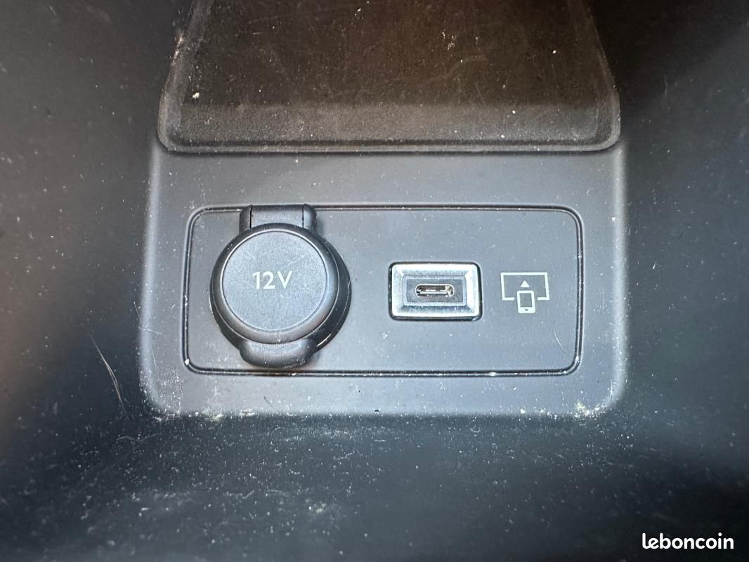 Peugeot 308 SW Hybrid 145 e-DCS6 Allure (image 16)