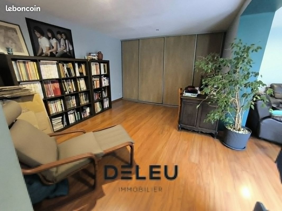 Maison 6 pièces 167 m² · à Mouvaux · 167 m² · 255 000 €