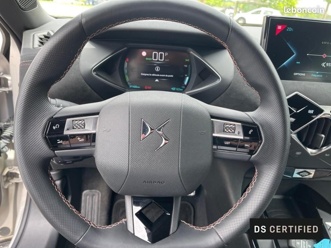 DS 3 Crossback E-Tense Performance Line+ (image 12)