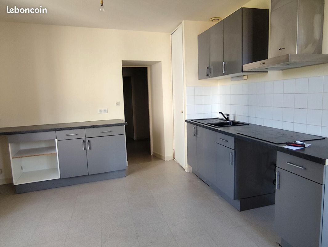 Appartement 3 pièces 57 m² · à Pamproux · 57 m² · 540 €/mois