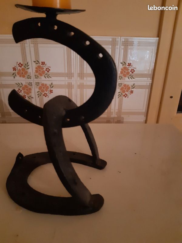 Gros Bougeoir Brutaliste Fer Forgé Fer à Cheval Avec Poignée Signé CY3CY - 1,21 Kg - Déco Maison