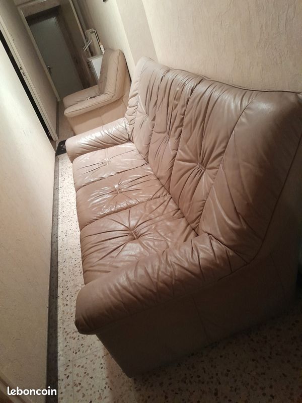 Canapé et fauteuil cuir beige (image 2)