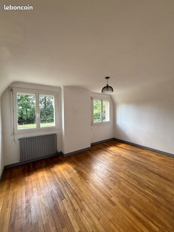 Maison familiale lumineuse – 140 m² avec grand jardin – Centre de Merdrignac (image 13)