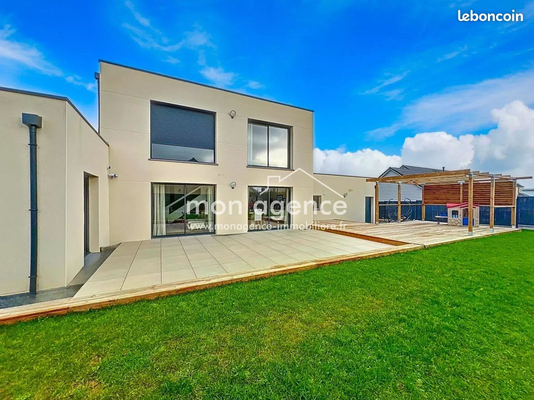Maison 6 pièces 188 m² · à Bosc-le-Hard · 188 m² · 440 000 €