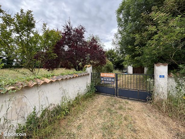 Parking/box 2100 m² Vallans