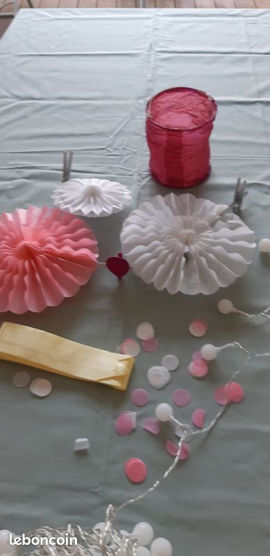 7 Nappes 2.80x1.60 et 9 chemin de table 2.8x0.40 (image 6)