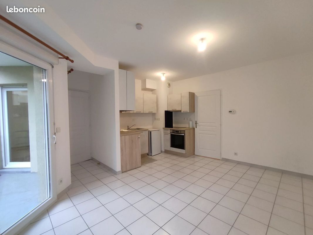 Appartement 2 pièces 40 m² · à Évian-les-Bains · 40 m² · 879 €/mois