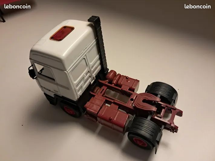 Camion Renault T X.Road 1/43 - Eligor LBS (Blanc, Zamak) NEUF