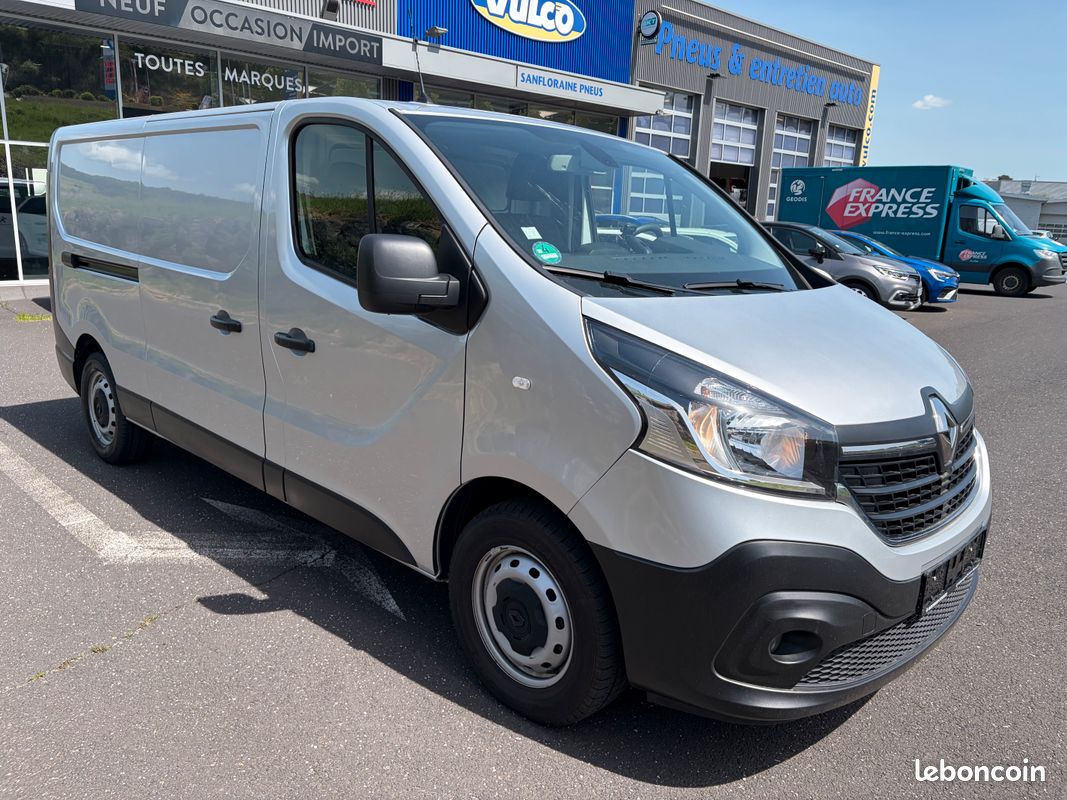 Renault trafic l2h1 gd confort 2,0 dci 170 ch edc (image 3)