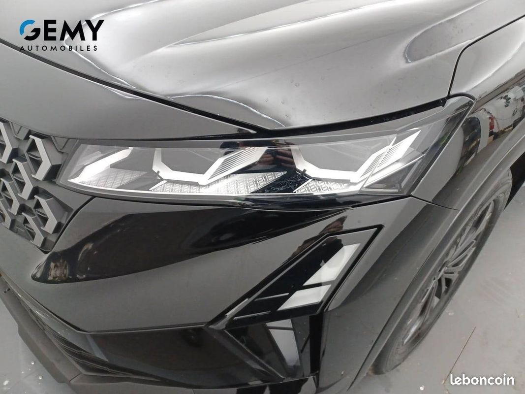 RENAULT Austral full hybrid E-Tech 200 ch Evolution (image 16)