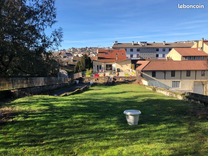 Appartement 3 pièces 95 m² · à Aurillac · 95 m² · 950 €/mois