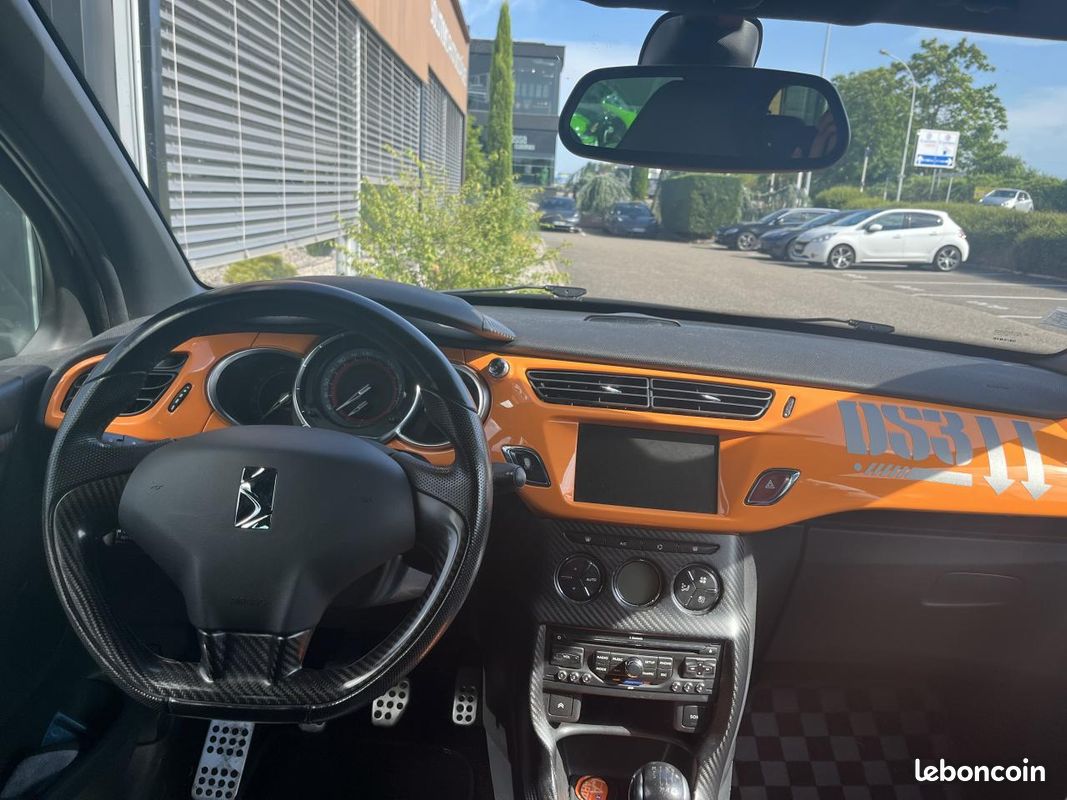 DS DS 3 1.6 THP 16V - 202 BERLINE Racing (image 12)