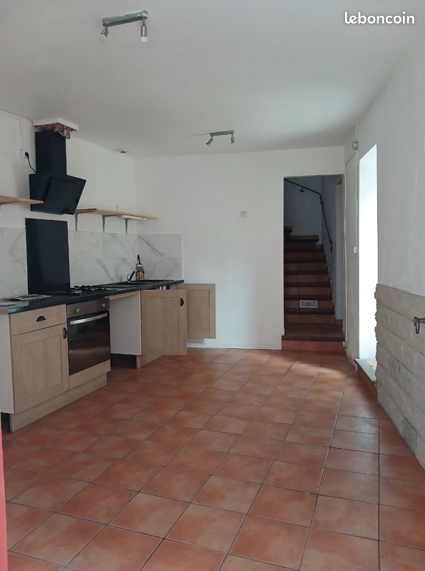 Maison avec Cour (image 1)