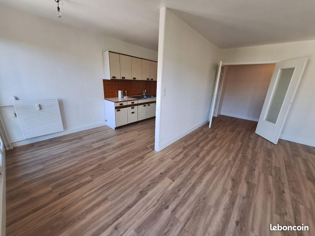 Appartement 2 pièces 52 m² · à Troyes · 52 m² · 106 000 €