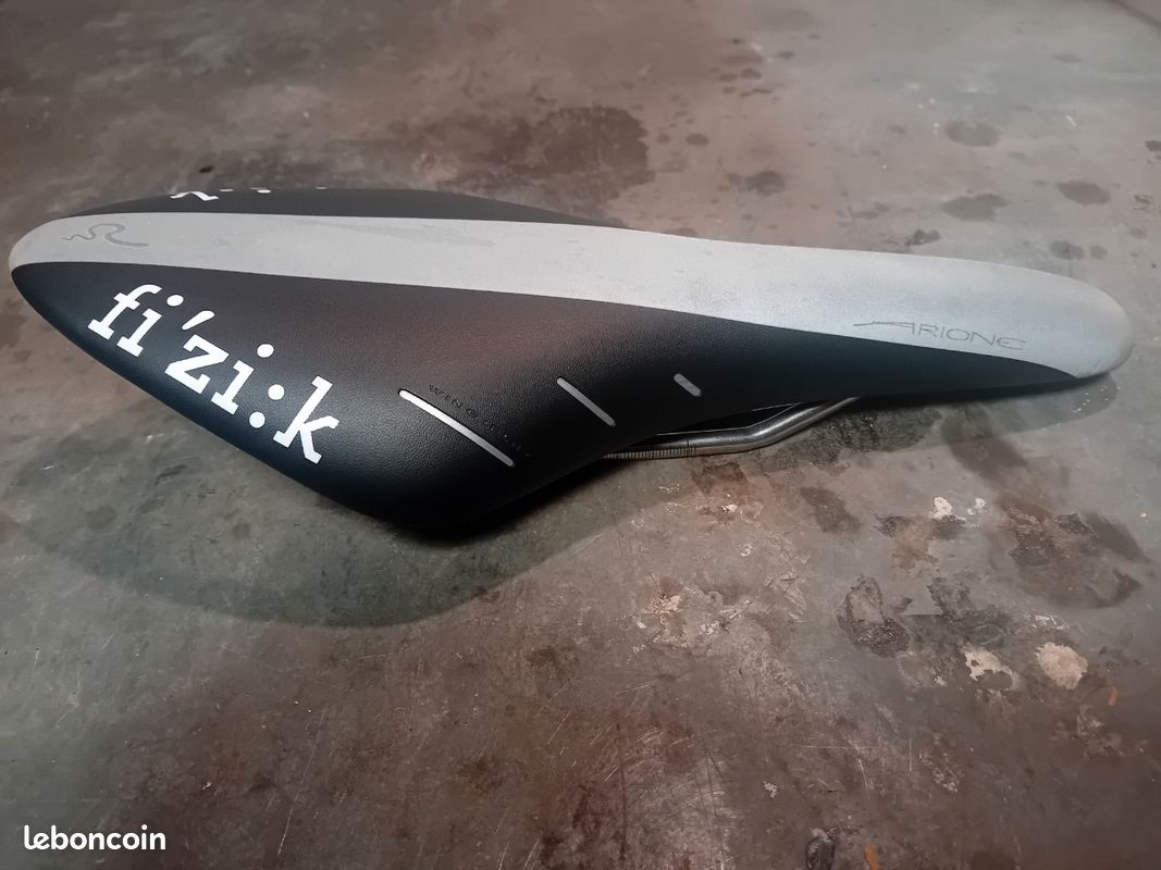 Selle Fizik Arione Avec Tige De Selle RFR - Occasion