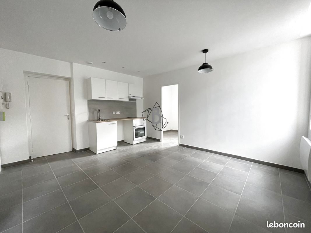 Appartement 3 pièces 40 m² · à Carmaux · 40 m² · 420 €/mois