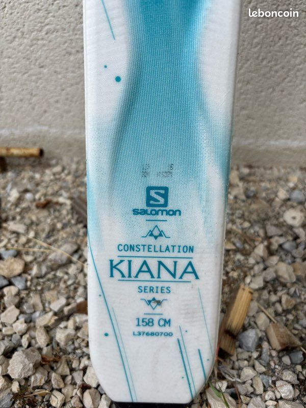 salomon constellation kiana skis blue these skis promise to keep up with your adventurous spirit Used Salomon KIANA Womens Downhill