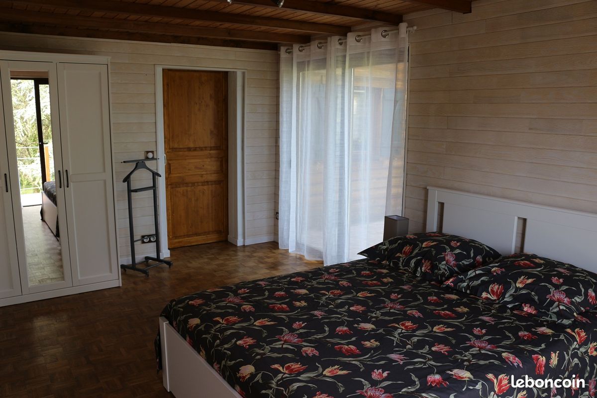 Chalet à la campagne au coeur d'un village viticole (image 7)