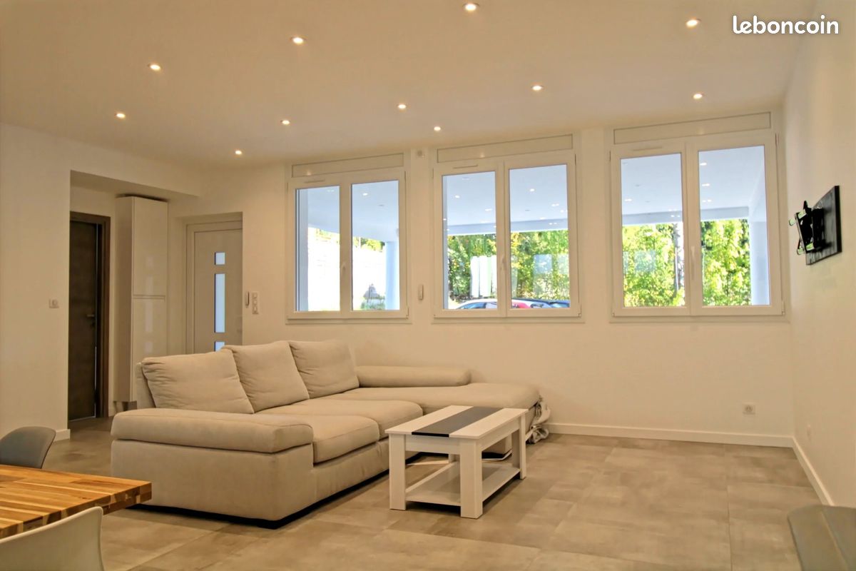 Appartement 4 pièces 123 m² · à Morbier · 123 m² · 260 000 €