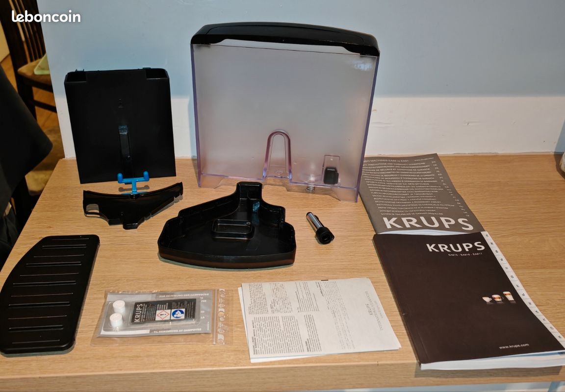 Machine à café Krups EA8100 avec broyeur YY8135FD – Excellent état (quasiment neuve) (image 13)