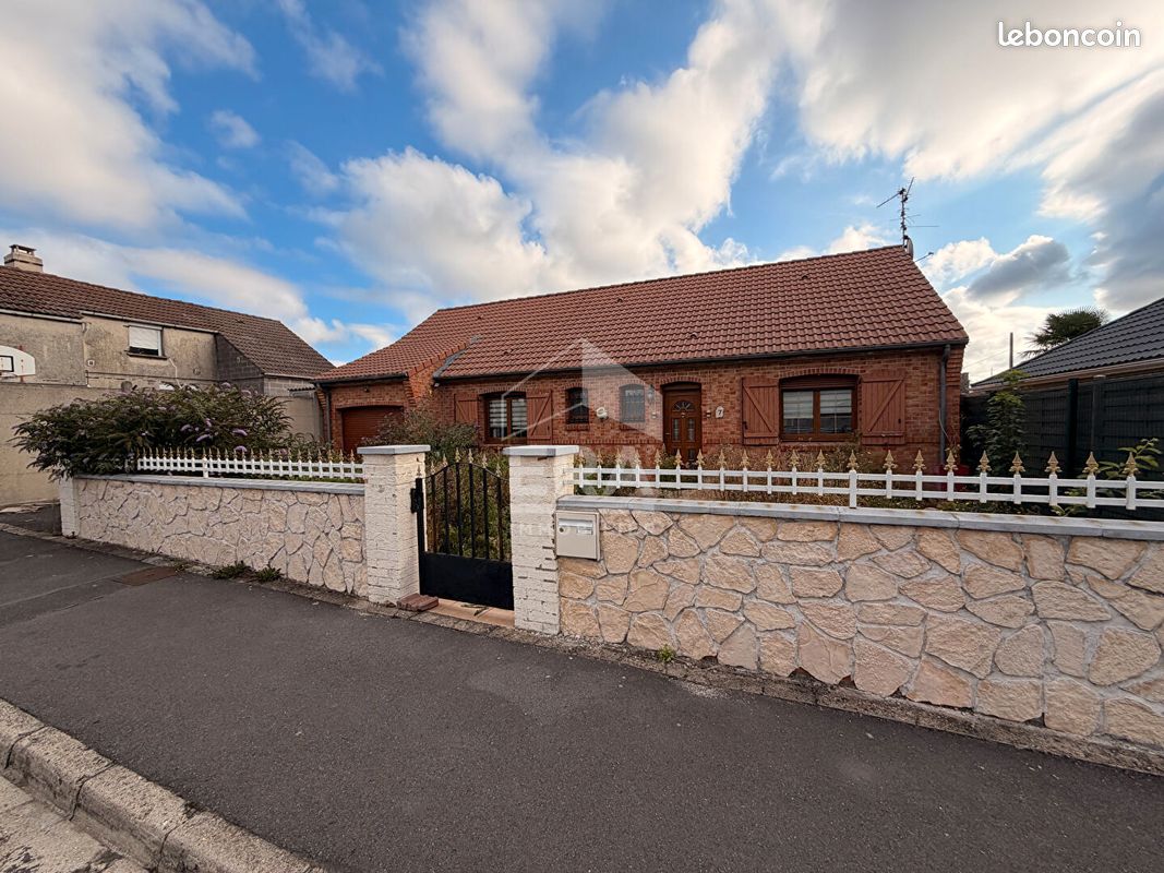 Maison 5 pièces 99 m² · à Pont-À-Vendin · 99 m² · 209 900 €