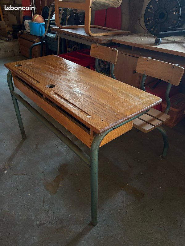 Bureau d’écolier 2 places (image 1)