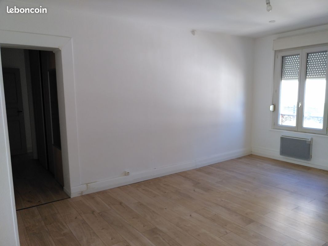 Appartement 3 pièces 65 m² · à Charleville-Mézières · 65 m² · 610 €