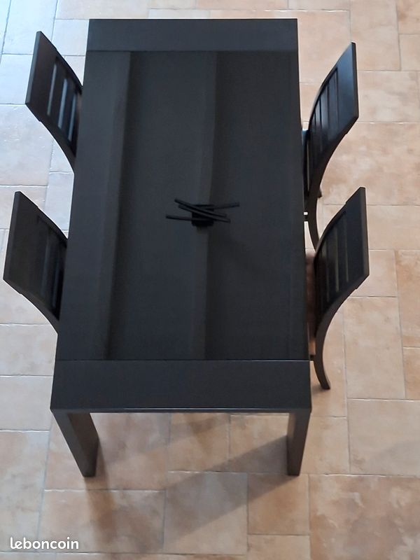 Table et chaises S A M (image 4)