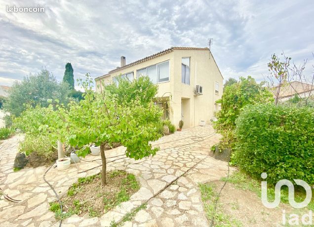 Propriété 6 pièces 208 m²