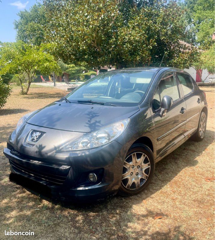 Peugeot 207 (image 1)