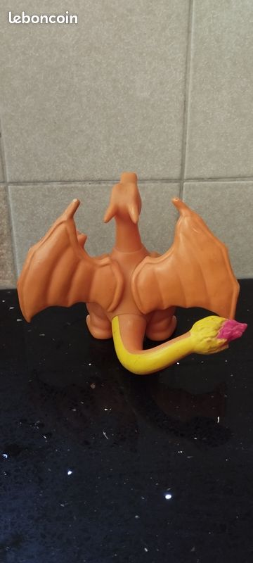 Figurine Pokémon - Dracaufeu X - Magasin Manga