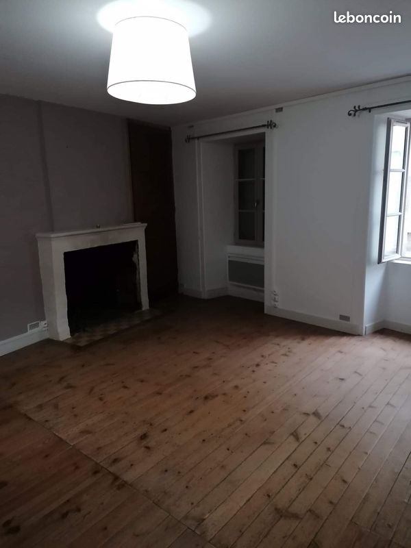 Maison 3 pièces 81 m² · à Jarnac · 81 m² · 700 €/mois